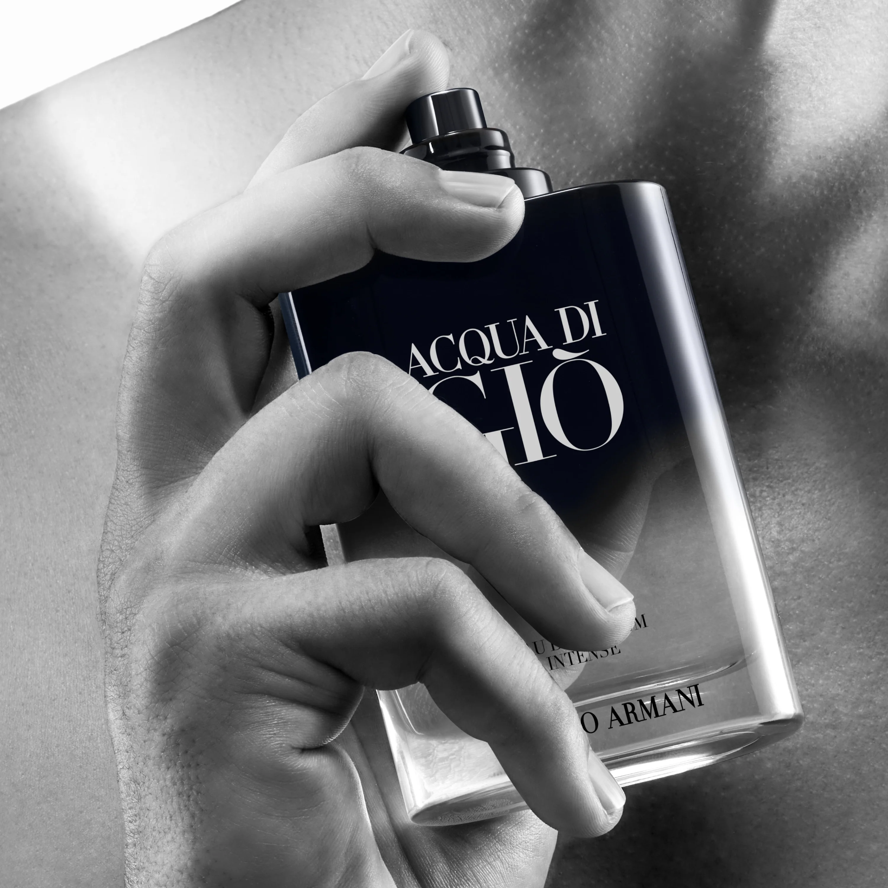 Giorgio Armani Acqua Di Gio Eau De Parfum Intense - Image 7