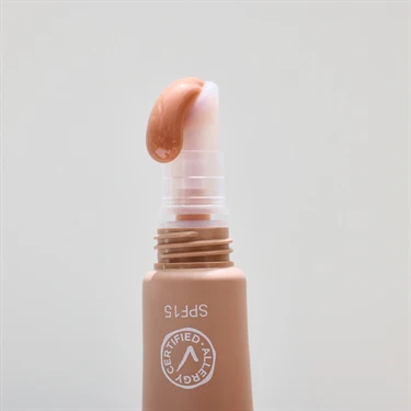 GOSH COPENHAGEN Soft'n Tinted Lip Balm Spf15 Nougat 002 - Image 2