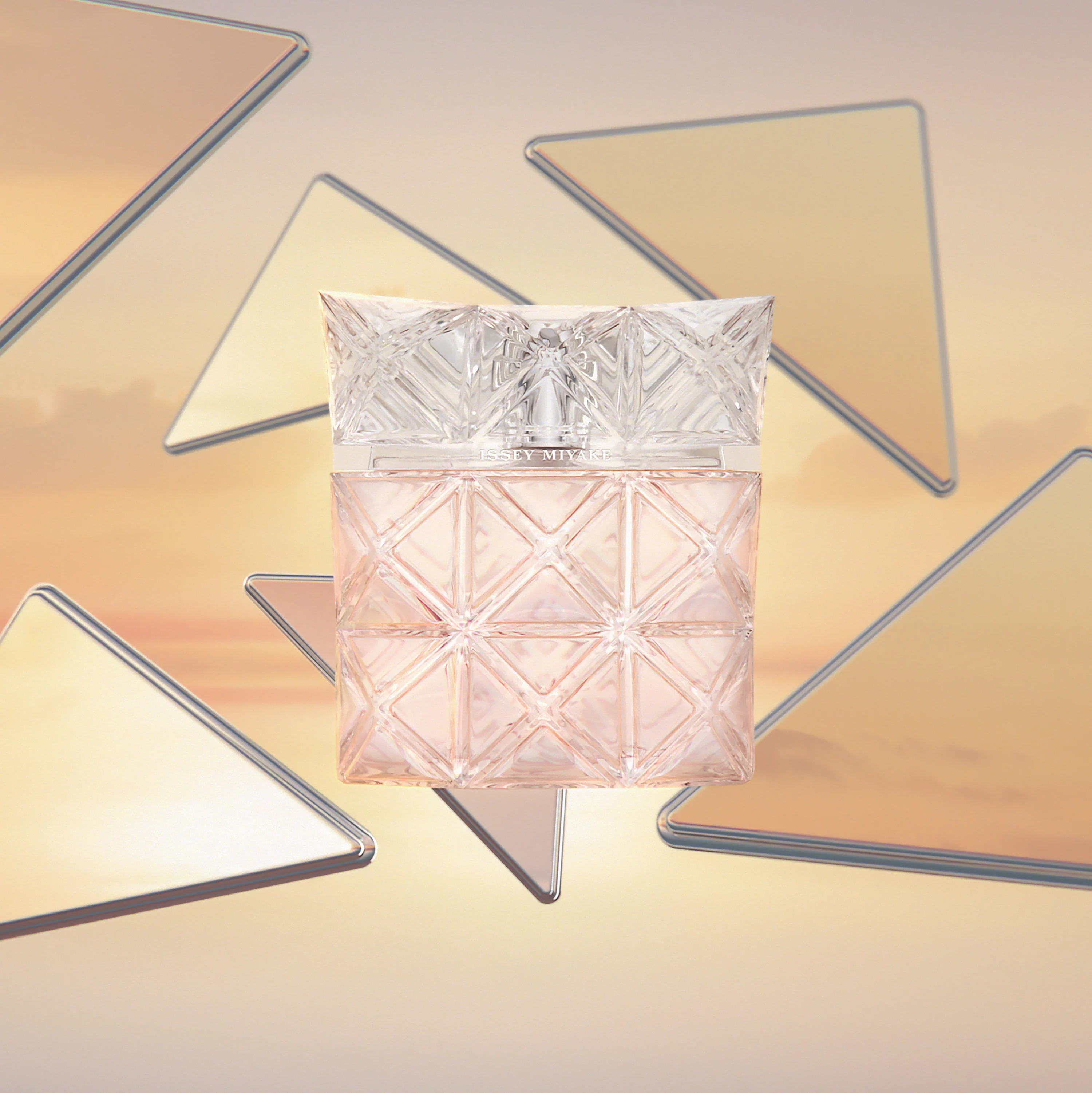 Issey Miyake Lumiere D'issey Eau De Parfum - Image 2
