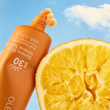 Ole Henriksen Truth Banana Bright Mineral SunScreen Spf30